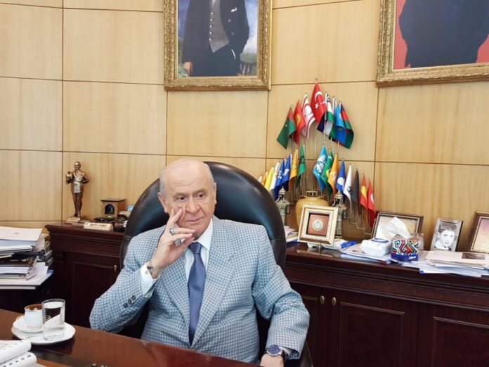 bahceli-poz1
