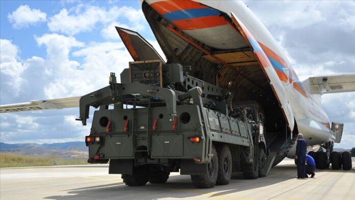 S-400 Uzun Menzilli Bölge Hava ve Füze Savunma Sistemi