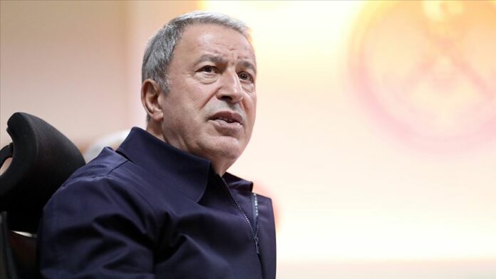 Hulusi Akar foto