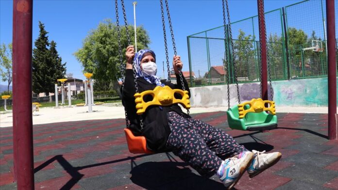 65 yaş