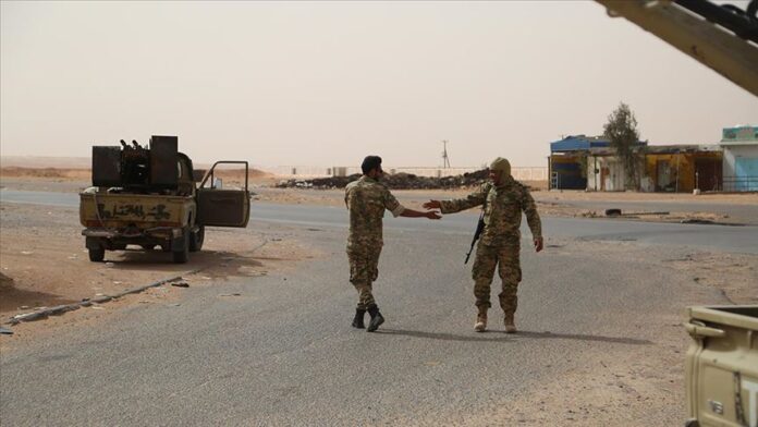 Libya askerler