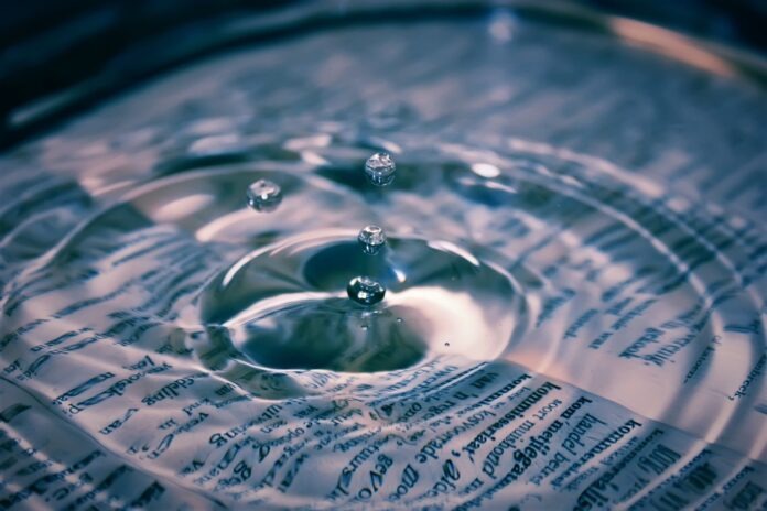 water-880462_1920