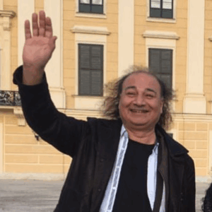 Dr. Mehmet Eskicioğlu